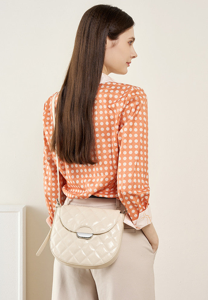 High-Quality Ladies Leather Shoulder Bag with Adjustable Shoulder Strap and Diamond Grid Design