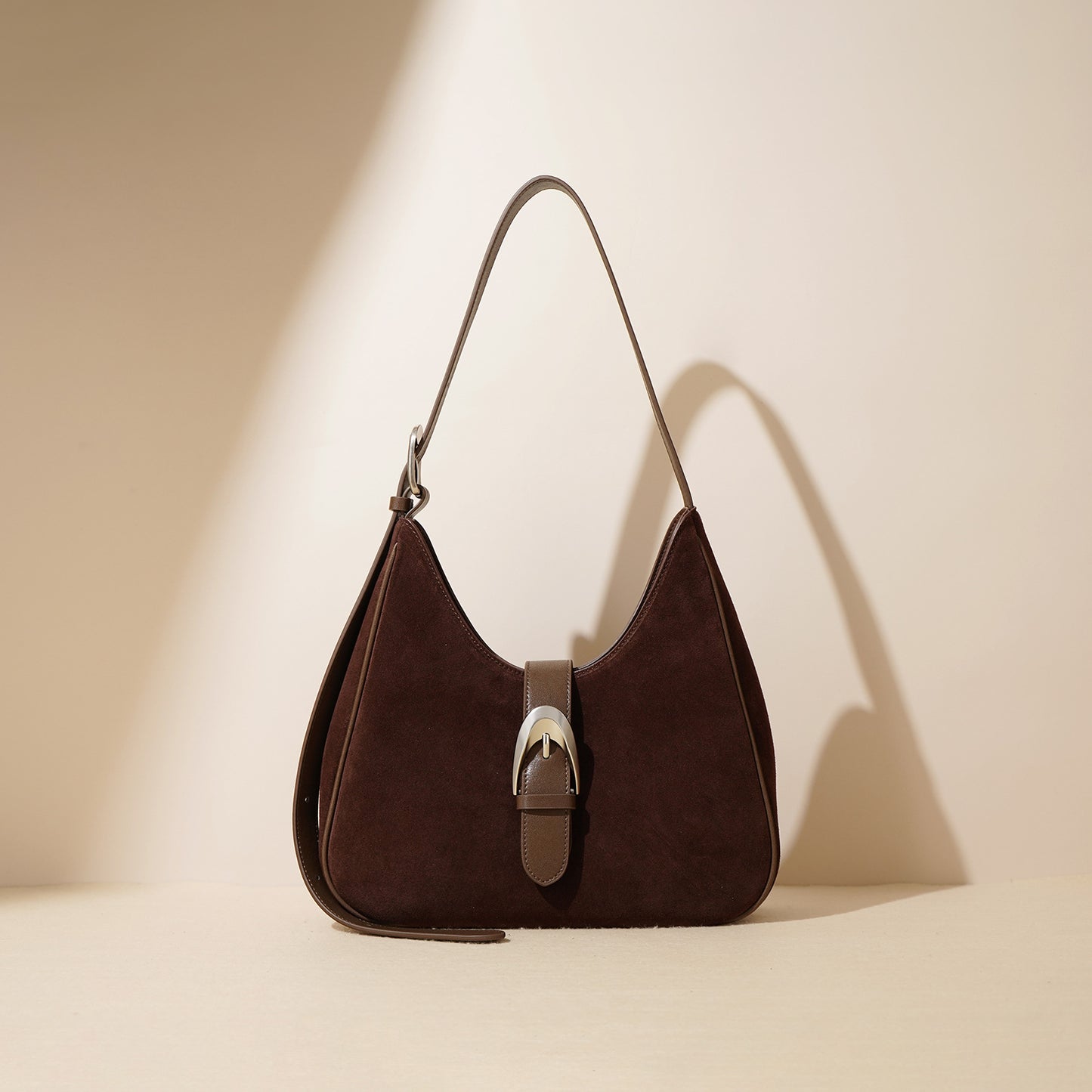 High-Quality Leather Crossbody Bag for Everyday Use