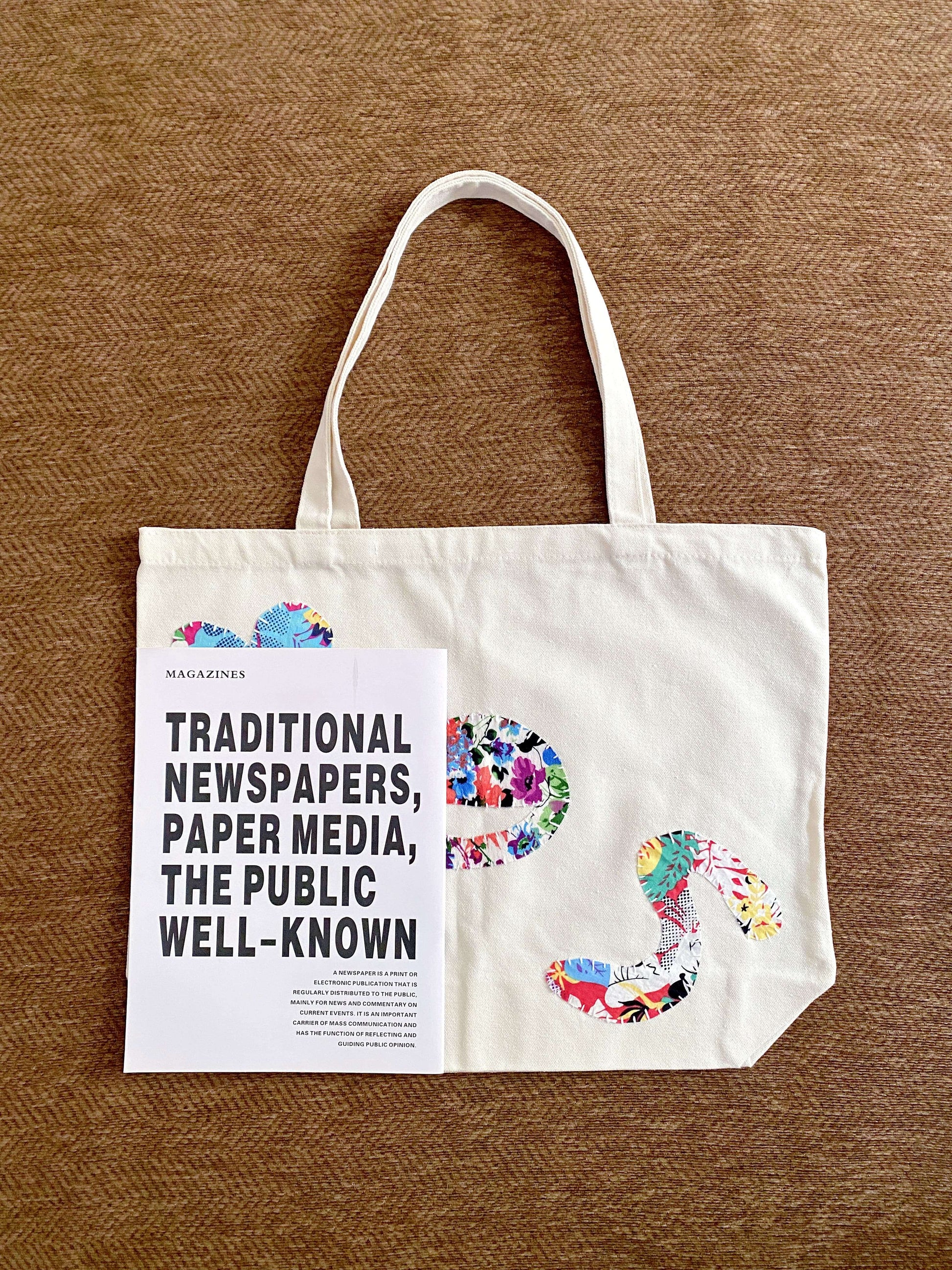 foldable tote for casual city walks and weekend errands