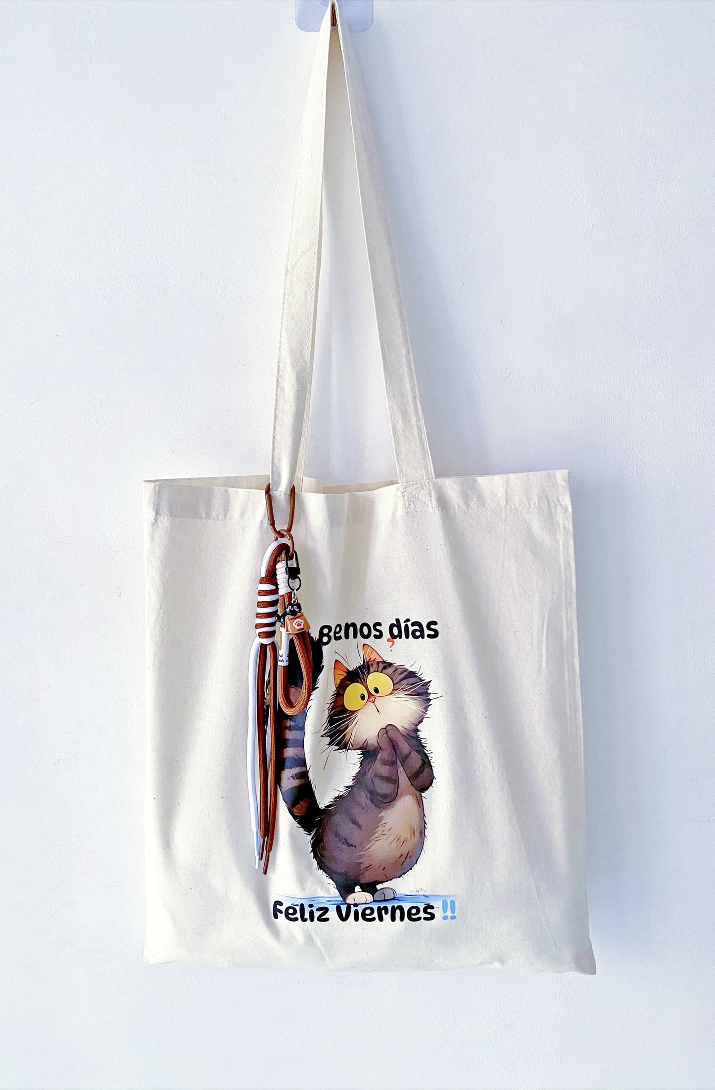 everyday bag holding small essentials without looking bulky