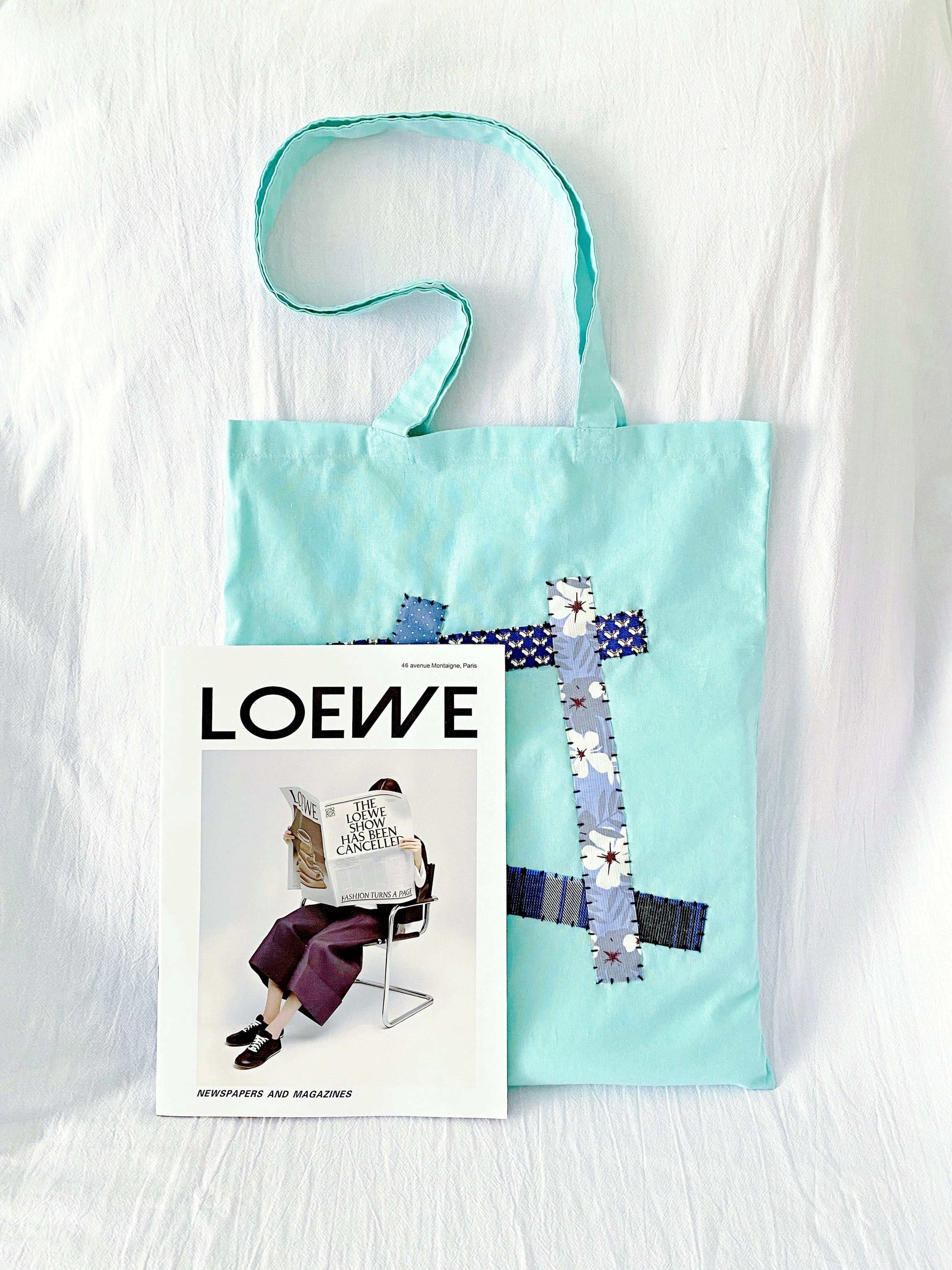 lightweight daily bag for coffee runs and errands