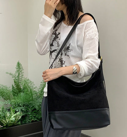 Adjustable strap bag for hands-free daily use