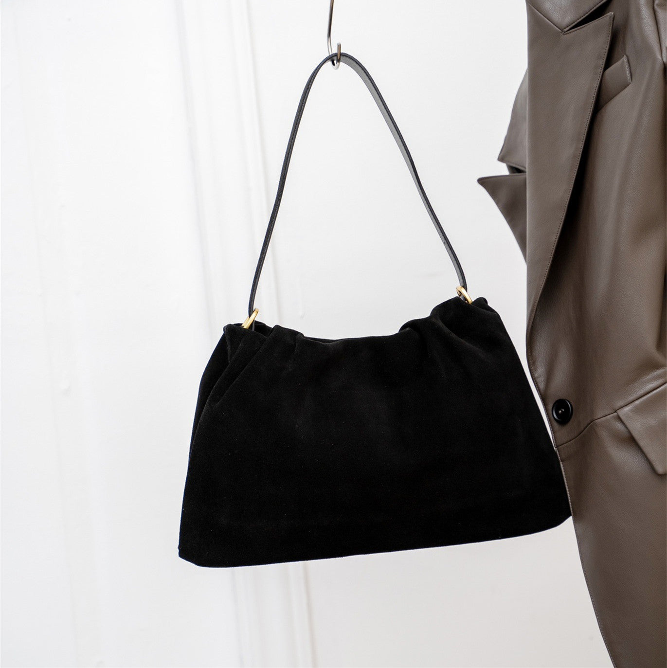 Soft Leather Designer Bag with Versatile Carrying Options