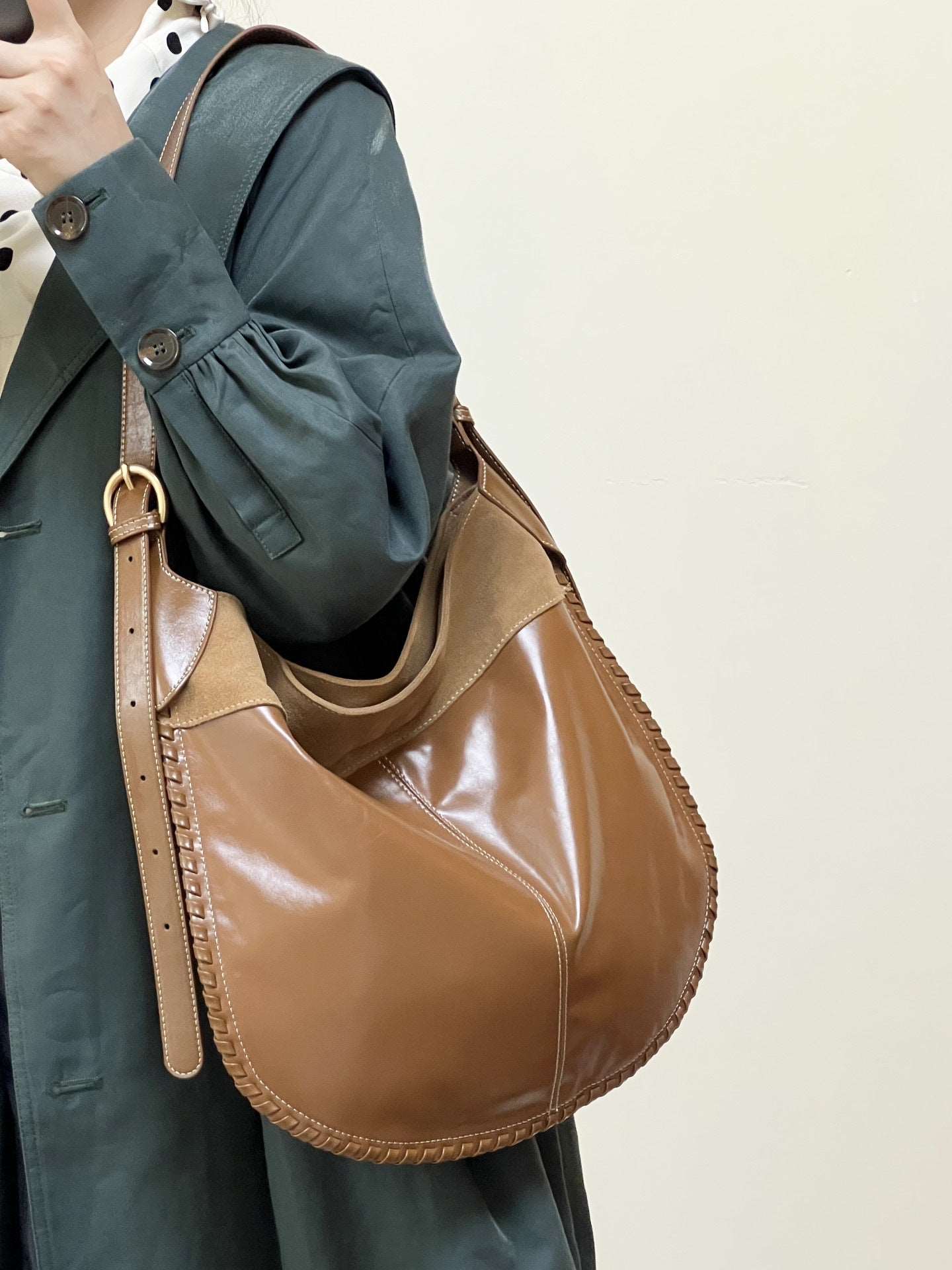 Comfortable Leather Tote for Daily Use