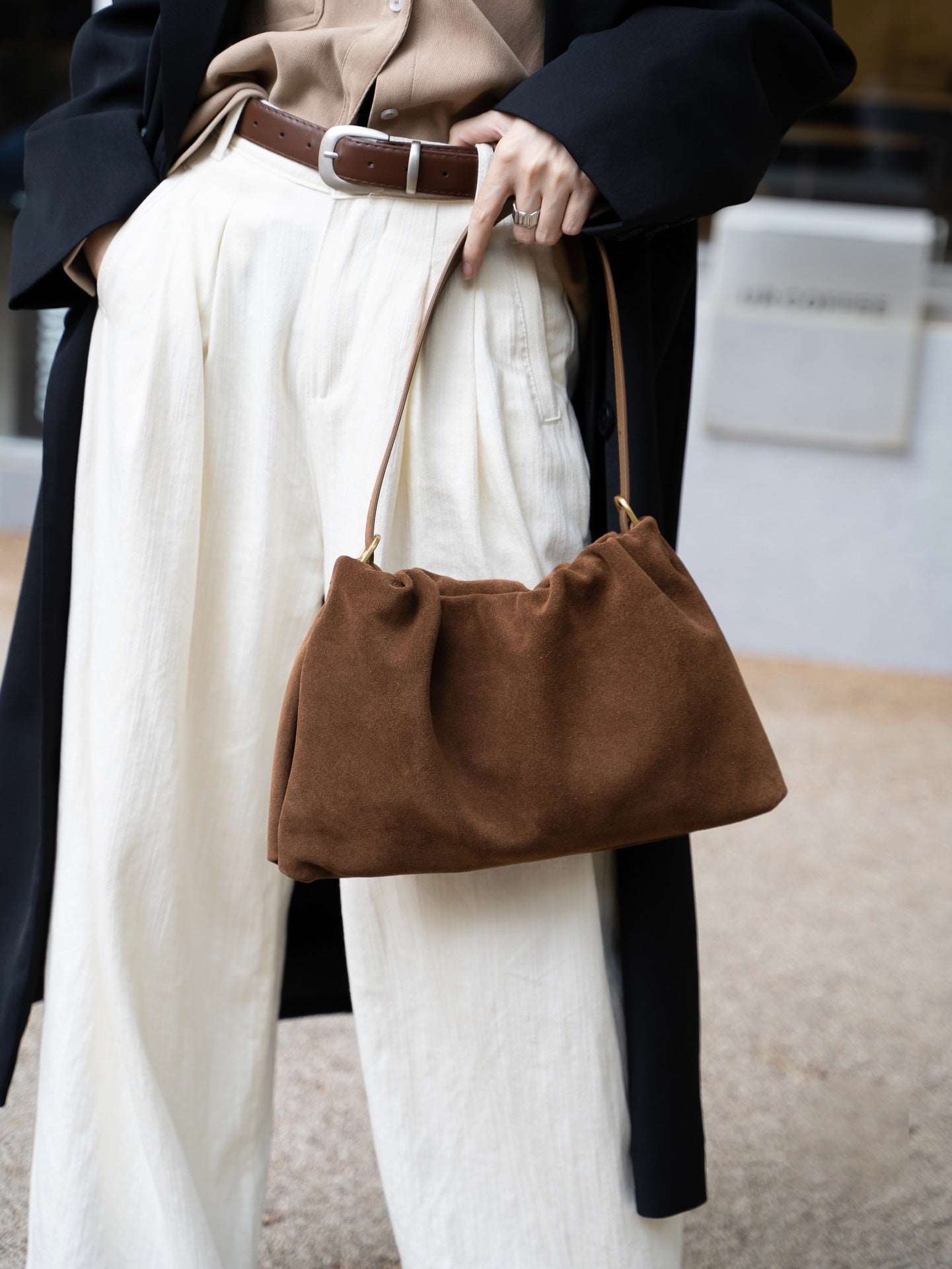 Fashion-forward Ladies' Soft Leather Shoulder Handbag Trendy Crossbody Purse woyaza