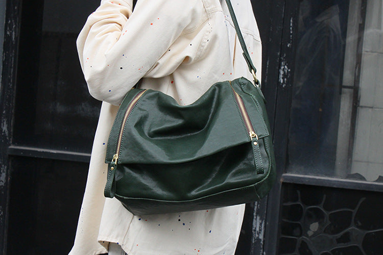 Sophisticated Soft Leather Shoulder Bag with Innovative Zipper Design