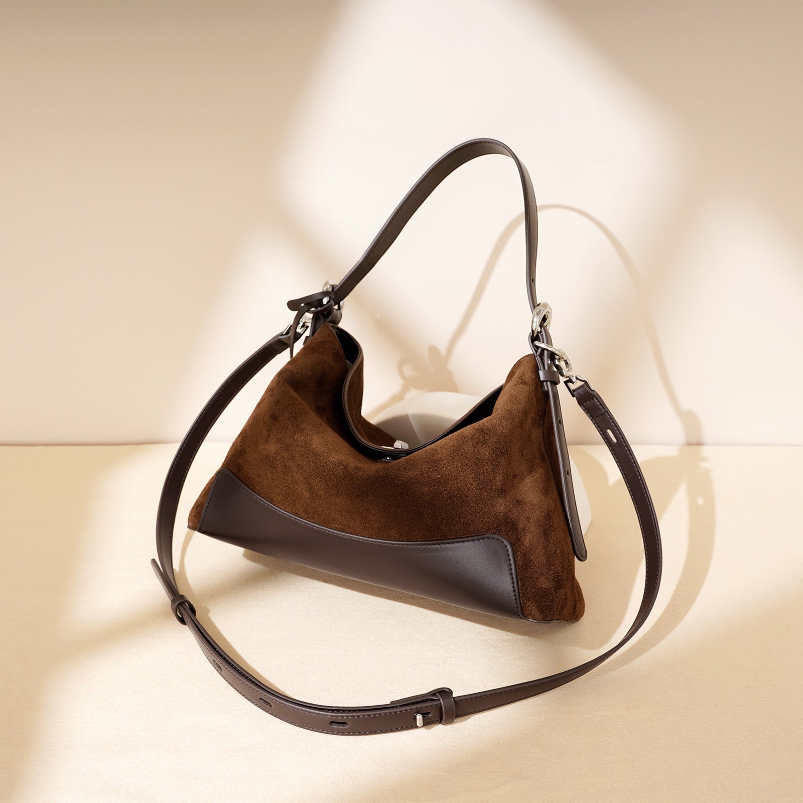 Elegant and Practical Leather Handbag for Work, Shopping, and Daily Use