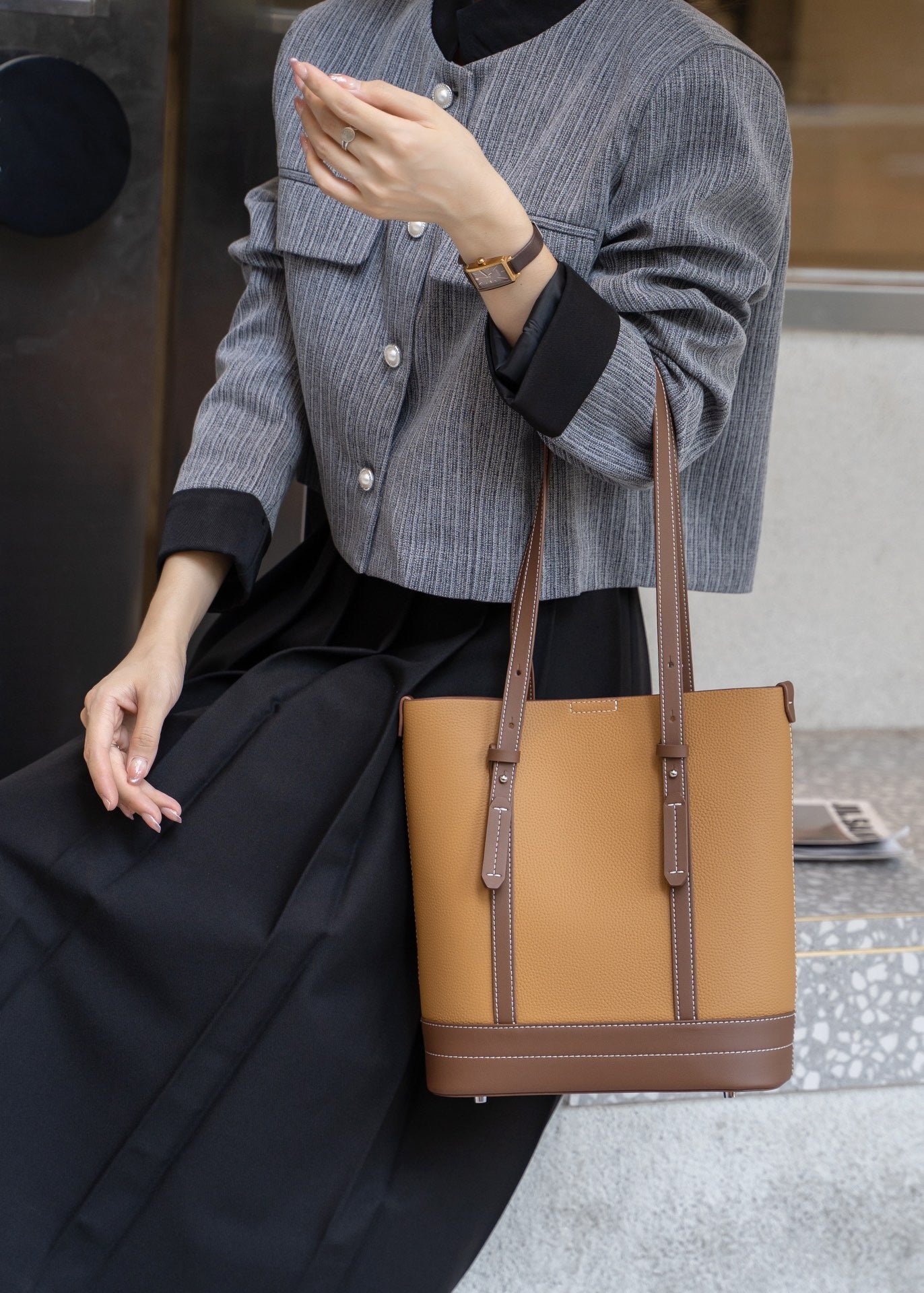High-Quality Women's Leather Tote Handbag woyaza