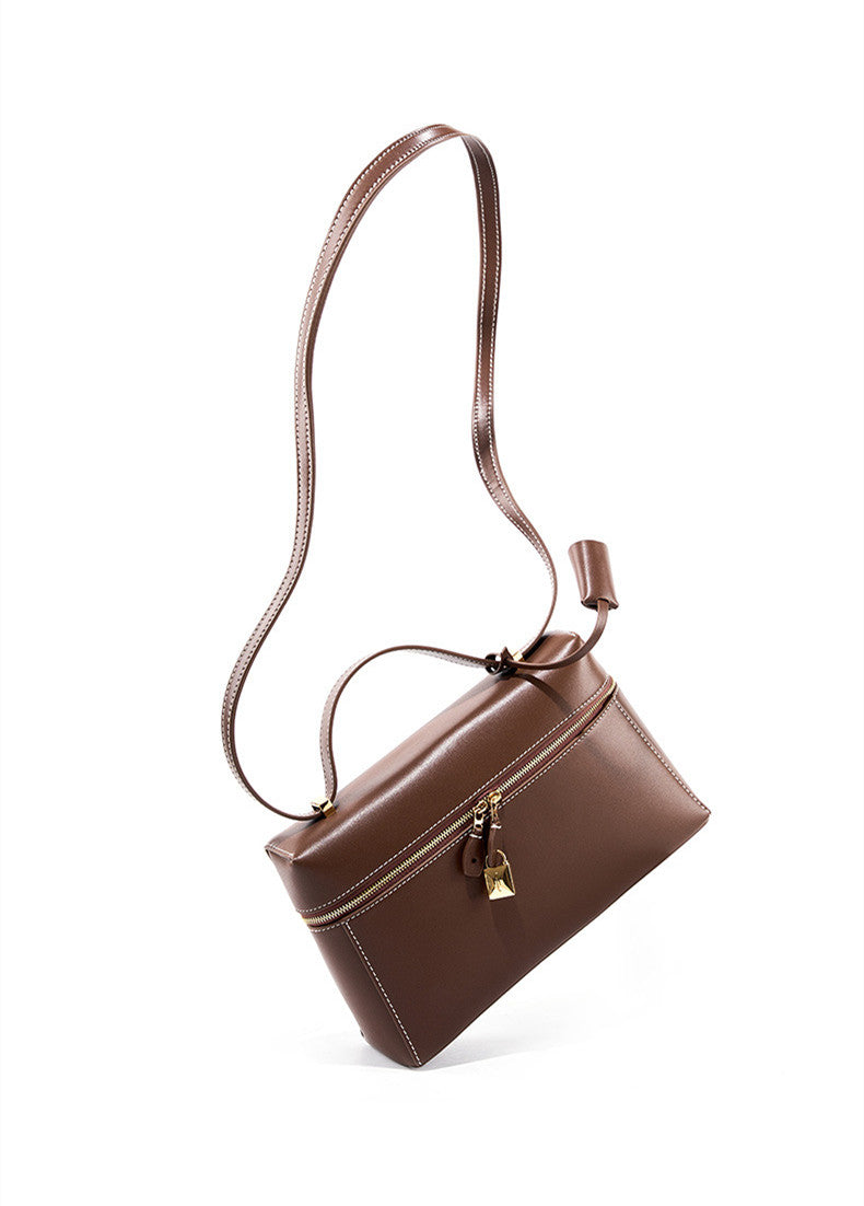 Versatile Square Shoulder Bag with Interchangeable Straps