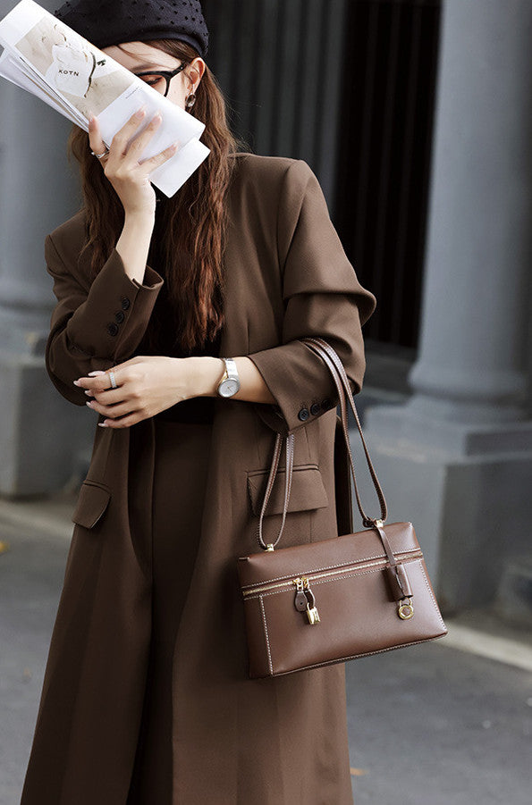 Classic Leather Square Handbag with Adjustable Shoulder Strap