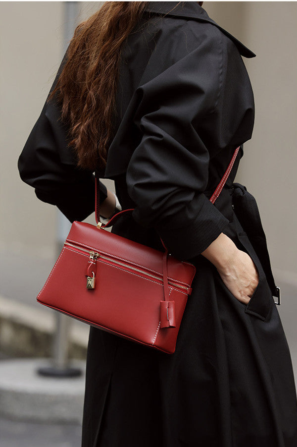Vintage-Inspired Square Shoulder Handbag with Detachable Crossbody Strap