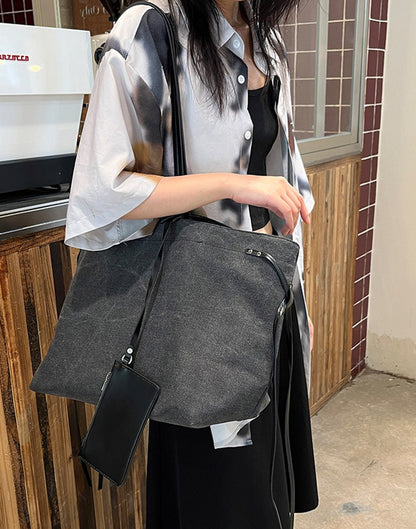 Casual canvas tote for running daily errands