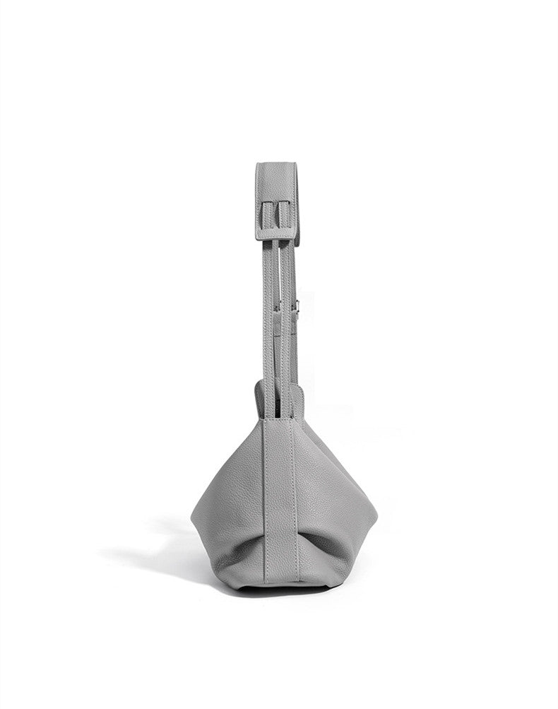 sleek everyday leather bag for women