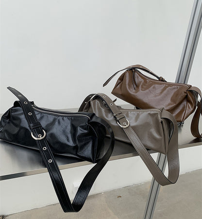 Compact bag for carrying phone and wallet