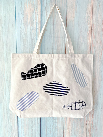 Bag placed near an entryway as part of a leave-the-house routine