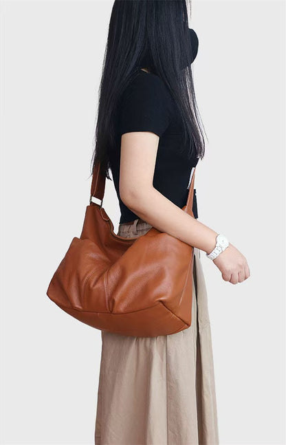 Large Capacity Women’s Vintage Leather Bag for Work, Shopping, and Travel