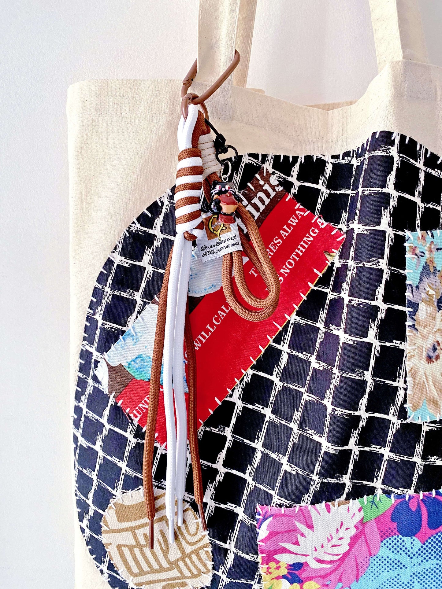 casual outfit paired with a soft large tote for daily use