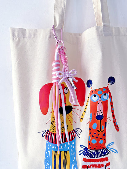 Foldable large tote bag for people who value low impact living.