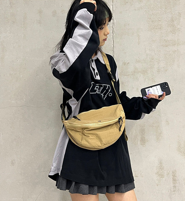  Lightweight crossbody bag for travel days