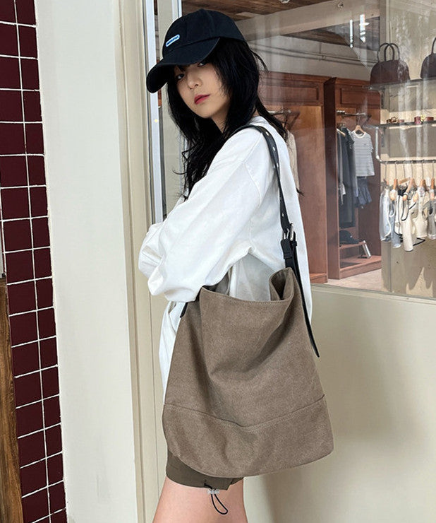 Soft bucket-style shoulder bag for quick grocery trips