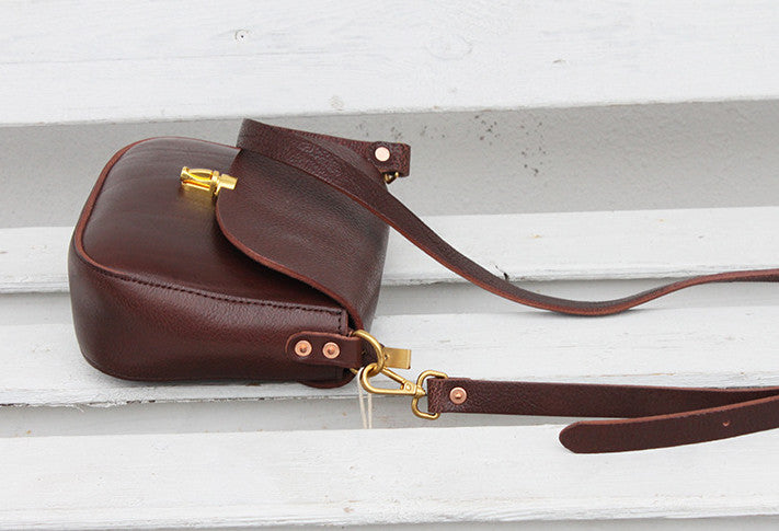 Fashionable Leather Sling Bag for Ladies