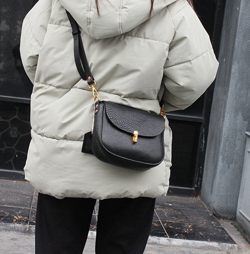 Sophisticated Leather Crossbody Handbag for Women