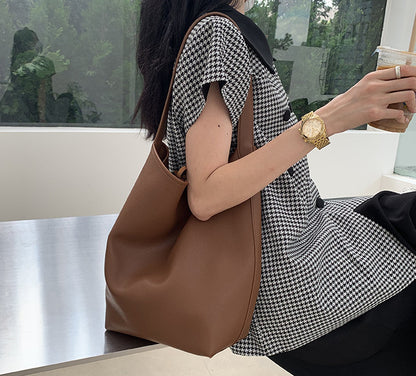 Soft leather bucket bag with matching inner pouch