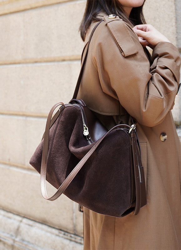 weekend travel leather handbag