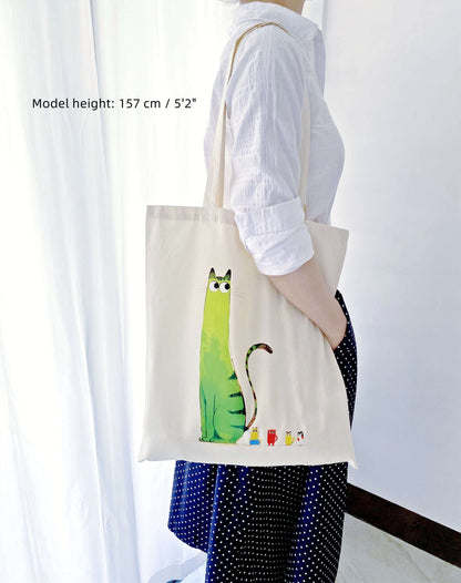 Charming kitty design bag for city walks or coffee runs