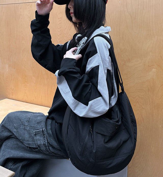 Large women’s bag for relaxed days out
