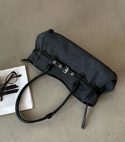 Women's everyday bag with a clean, versatile design