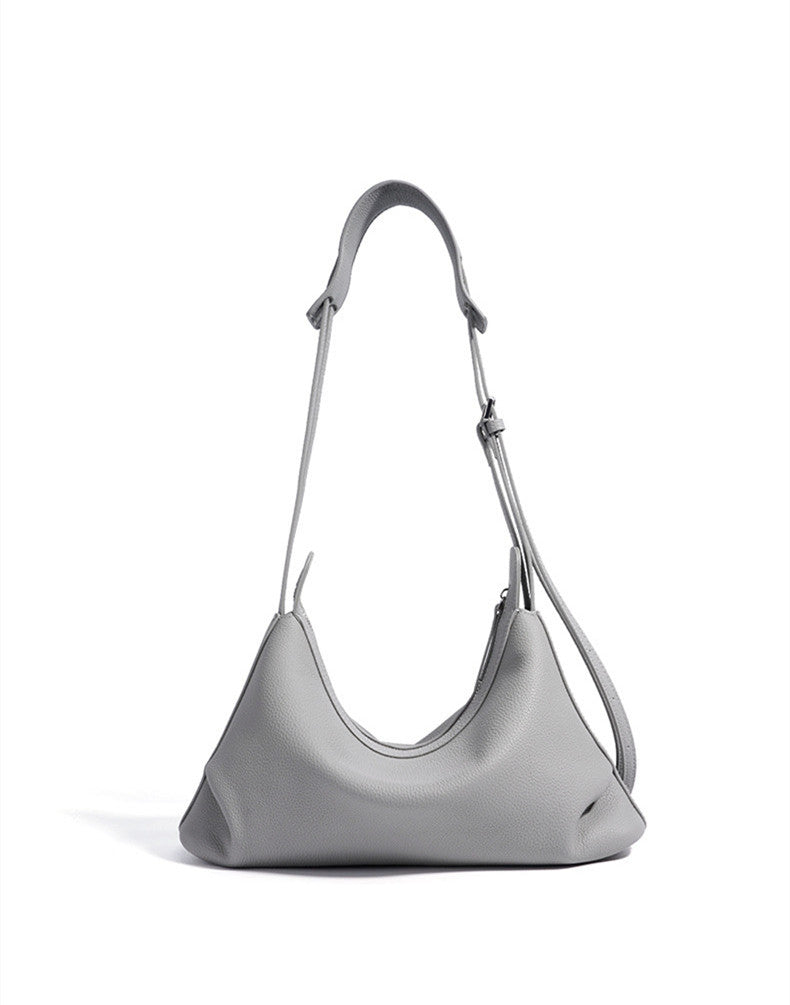 versatile women’s shoulder and hand bag