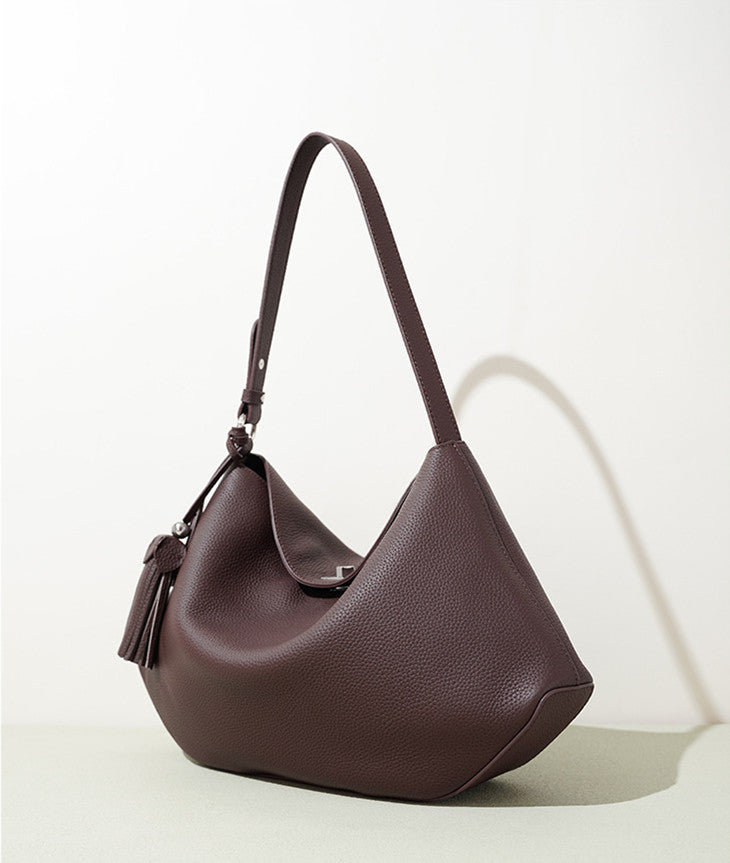 classic leather purse for office look